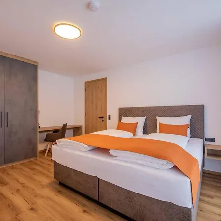 Gumpold * 施图拜河谷新施蒂夫特