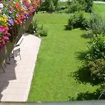 لانداوس غومبولد نيوستيف ام ستوبيتا